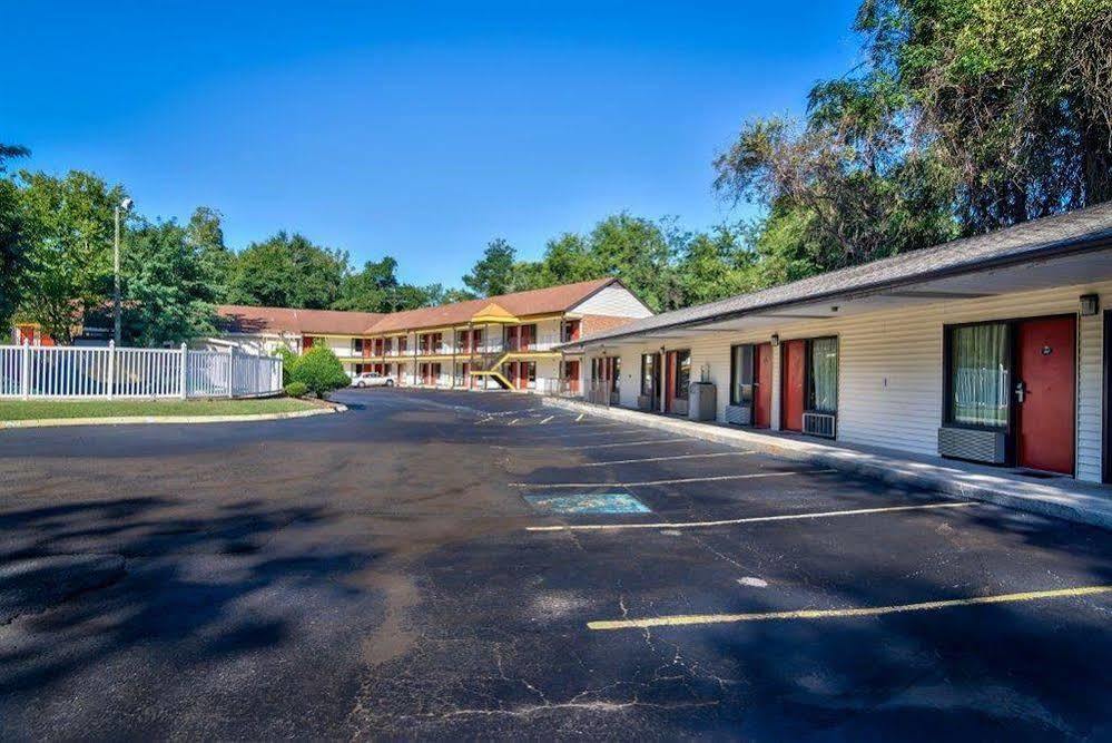 Americas Best Value Inn Aiken Exterior foto